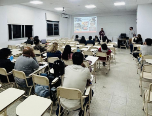 Charla sobre Compostaje en el Día Mundial del Reciclaje