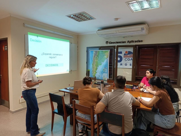 Taller: “Bases para el abordaje de problemáticas territoriales”